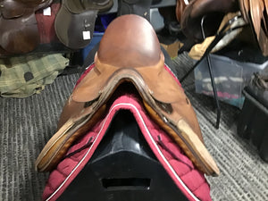 AP saddle 17”