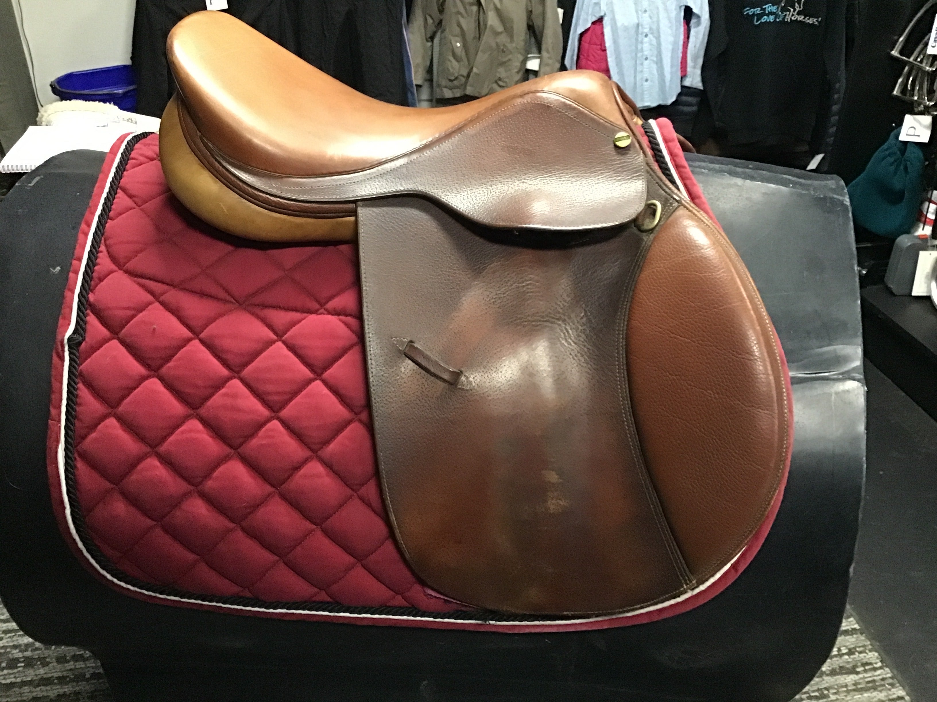 HDR Advantage 16.5”