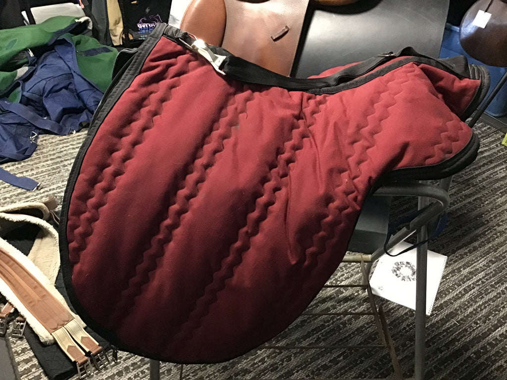 Red saddle carrying case