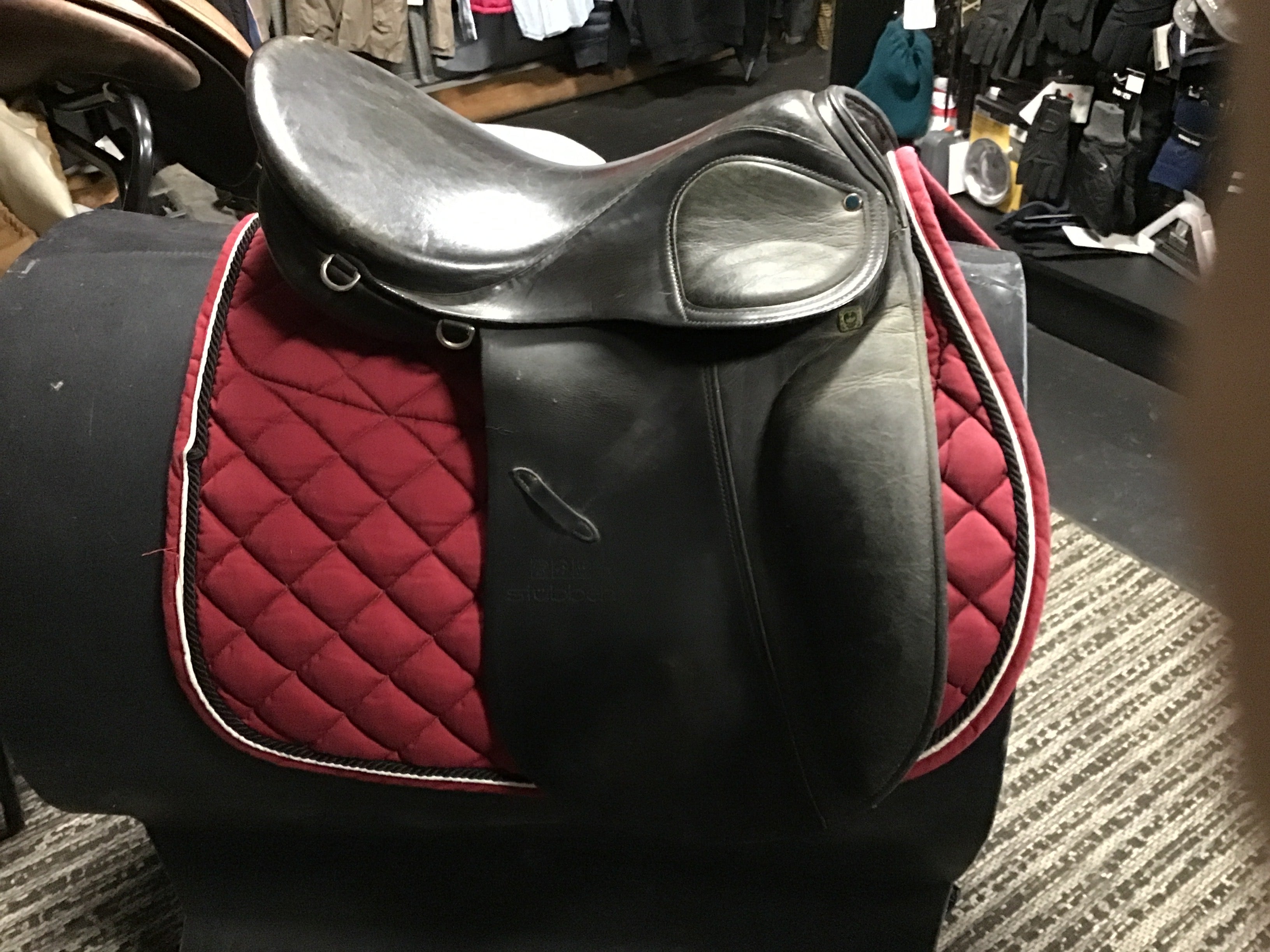 Stubben Dressage saddle 17.5”