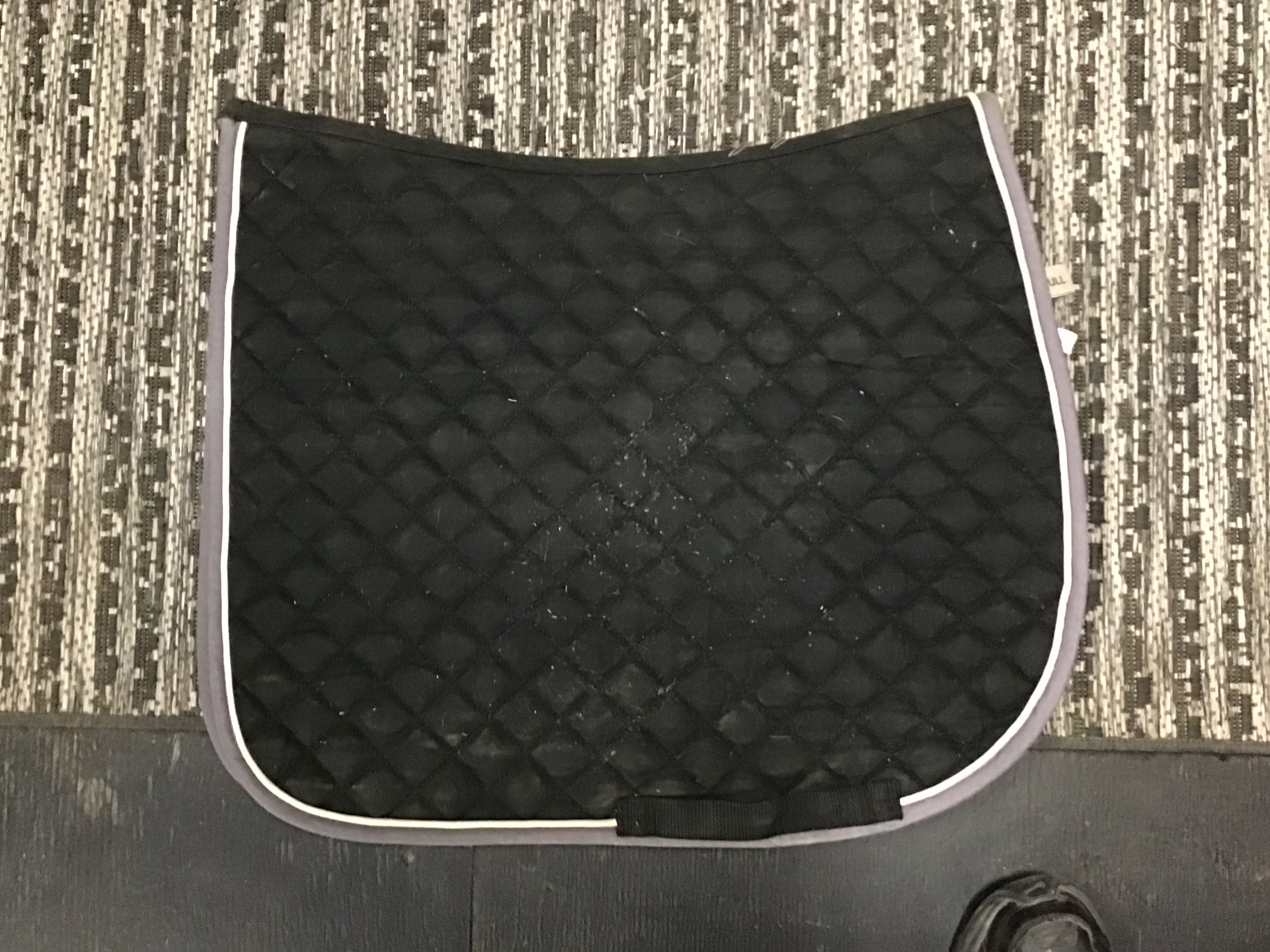 Black saddle pads Shedrow