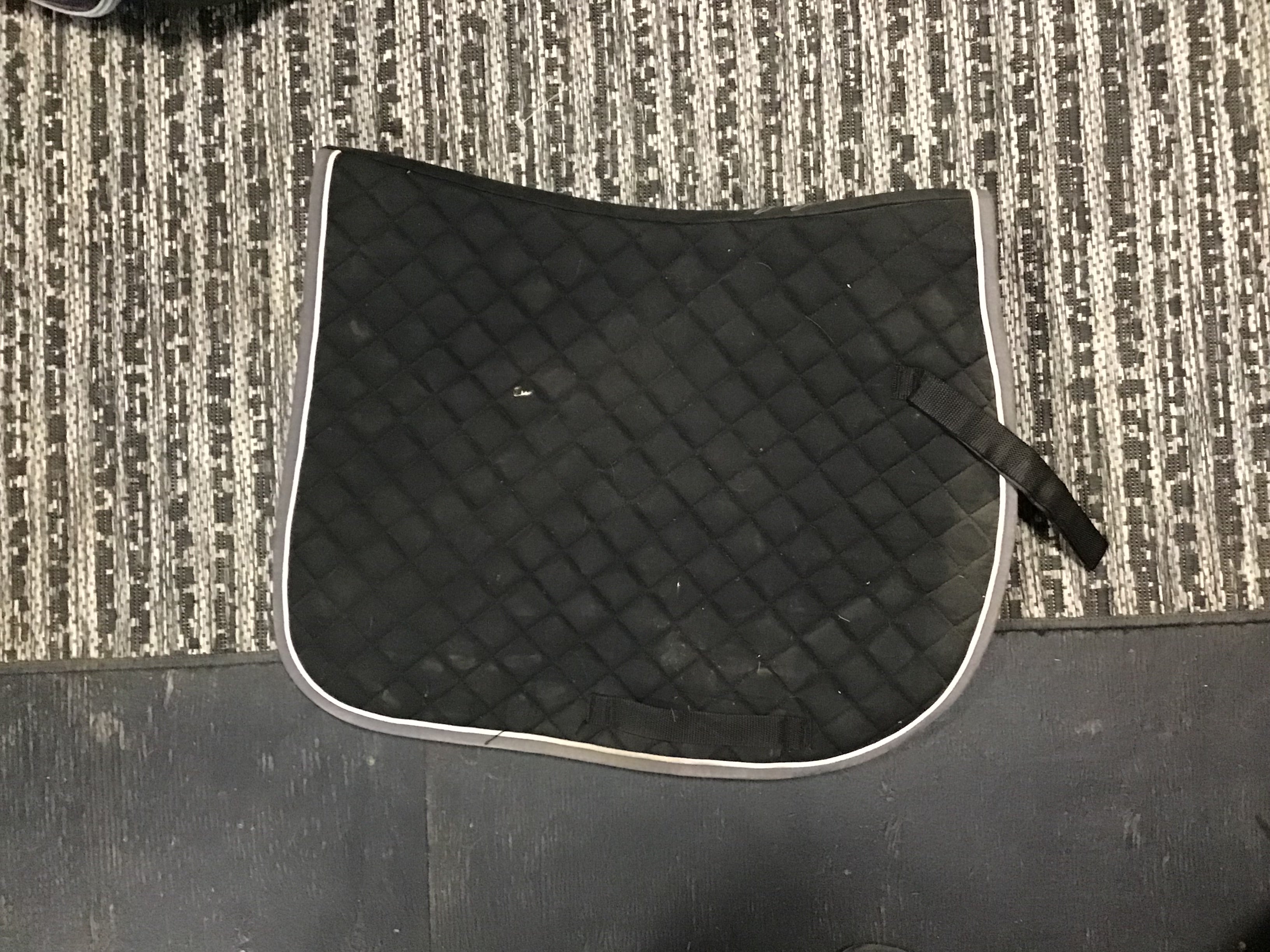 Black saddle pads Shedrow