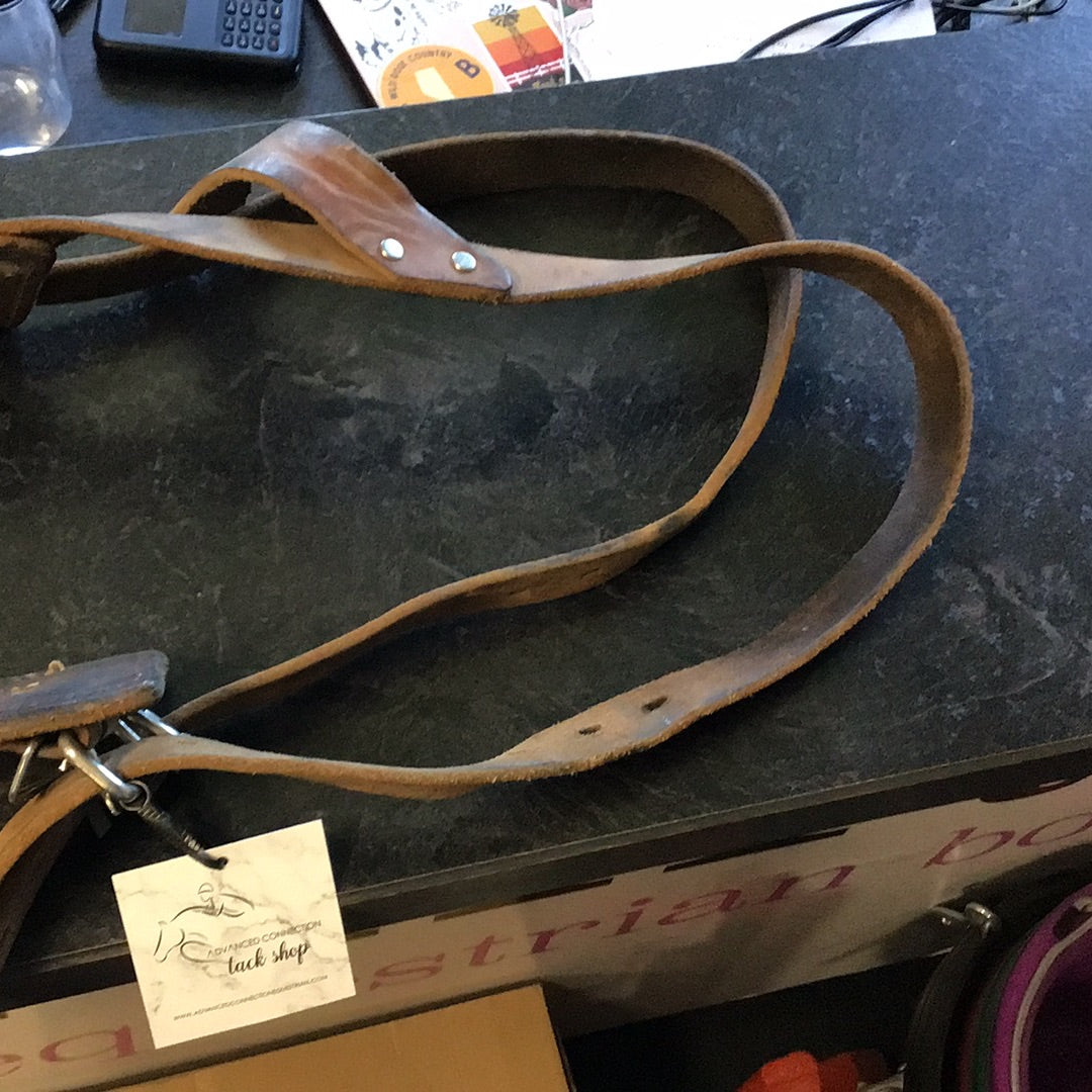 Weaver cribbing collar (horse)