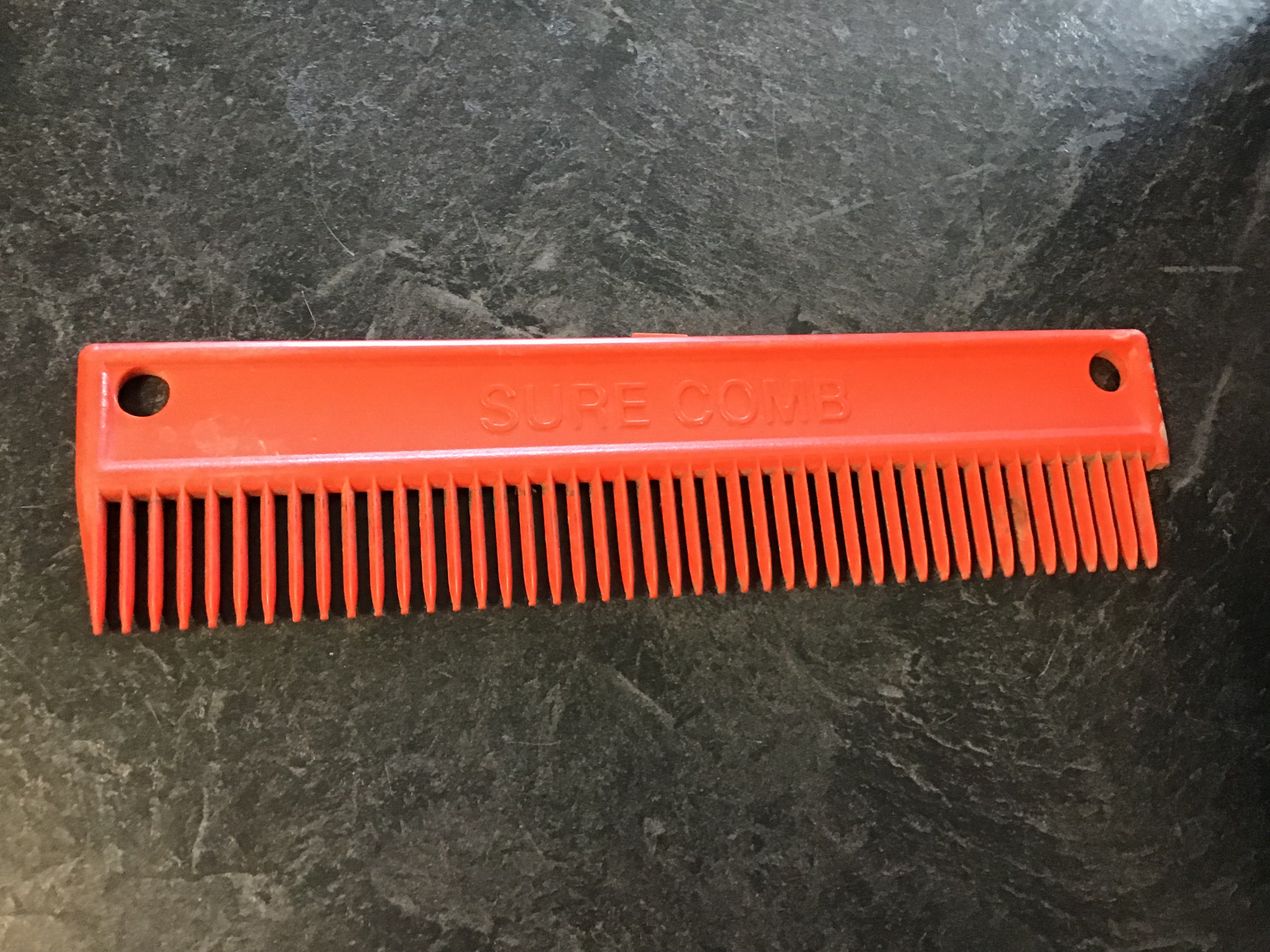 Red comb
