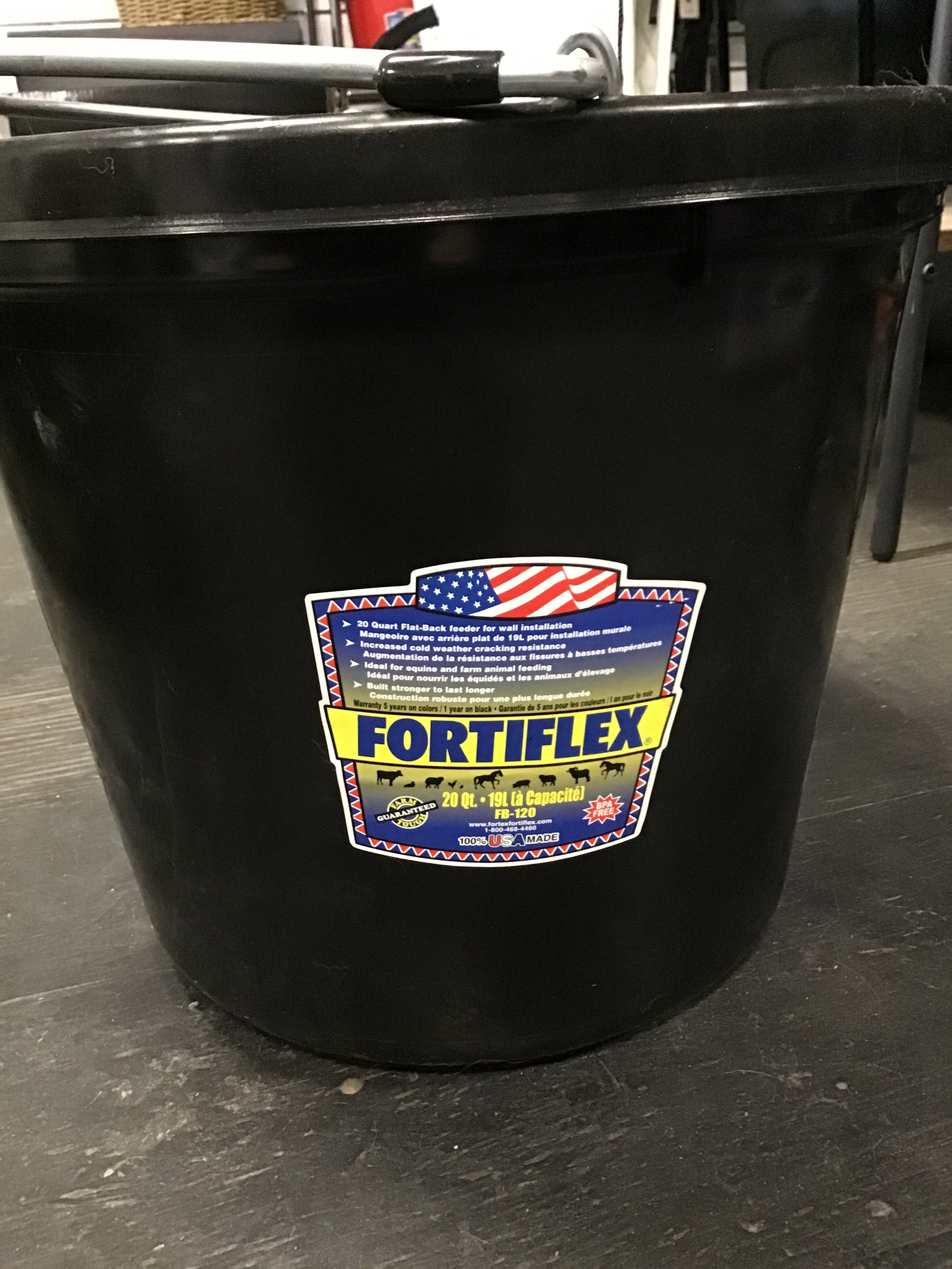 Black 20qt fortified bucket