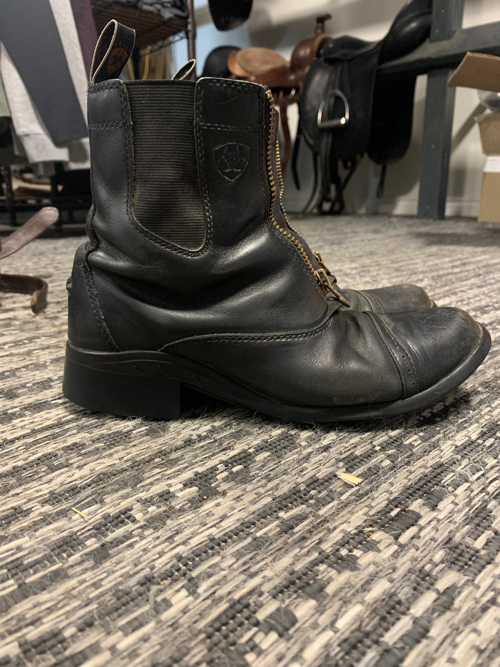 Ariat boots sz 7