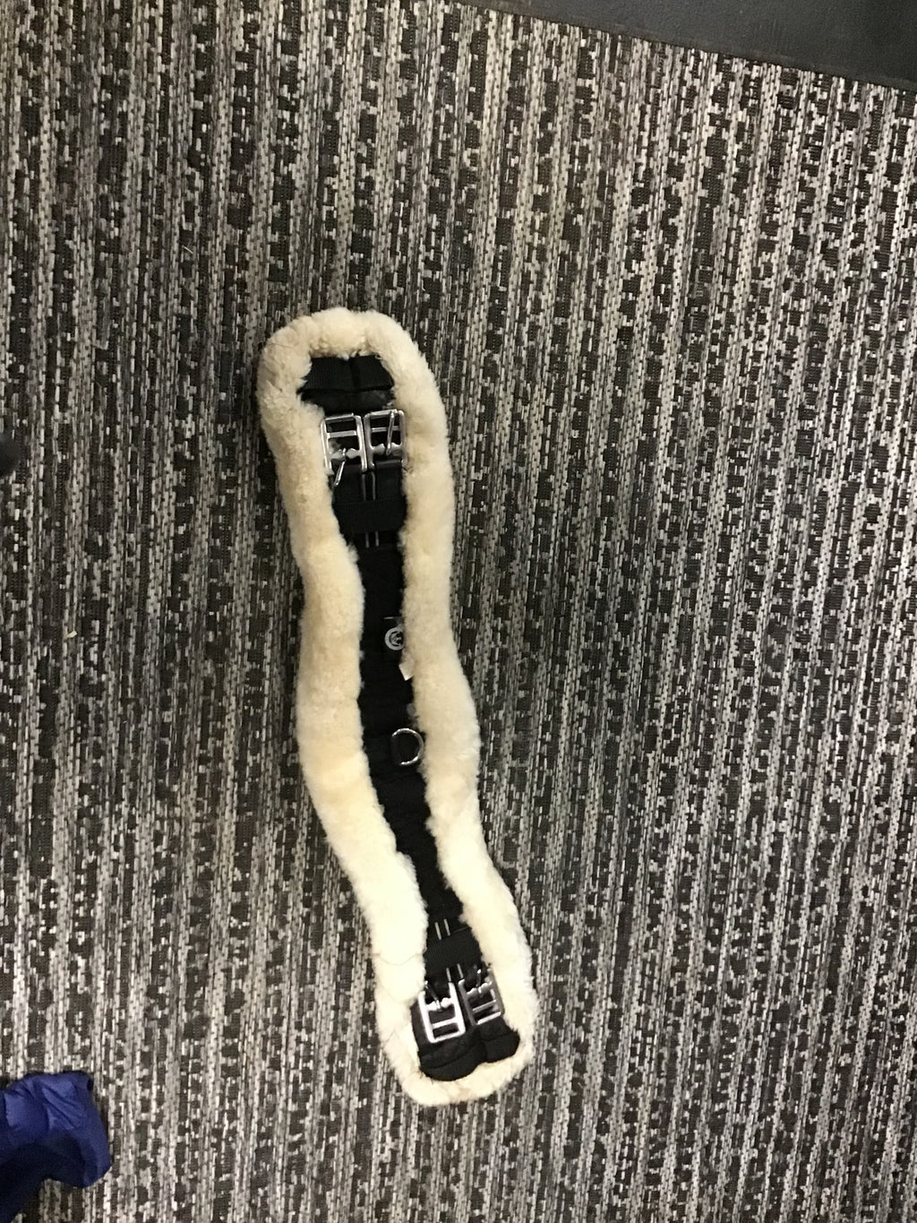 Leveza fluffy girth 65 cm