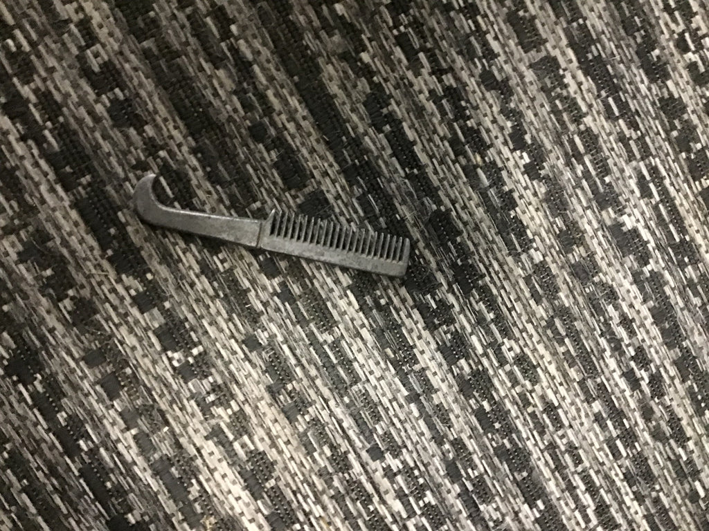 Metal comb