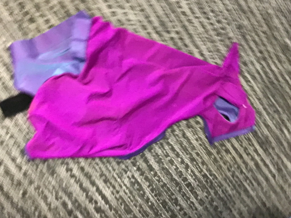 Purple glitter hooded shoulder guard (small)
