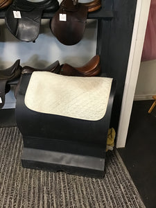Shedrow White baby pad