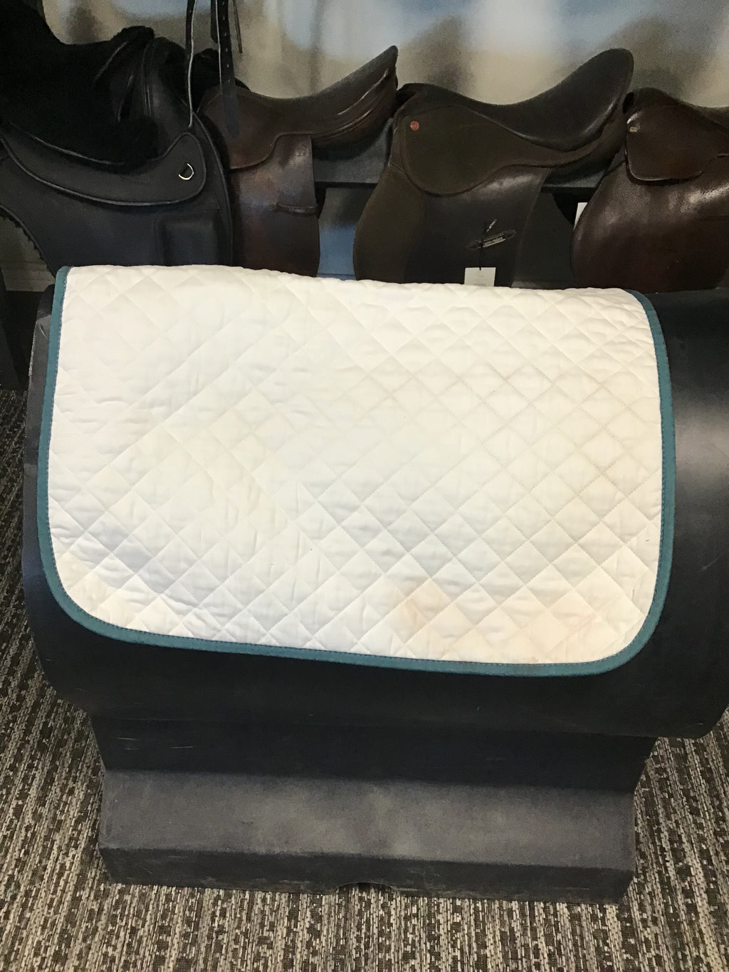 Baby pad w green trim
