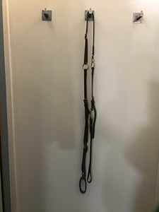 Martingale with standing attachment