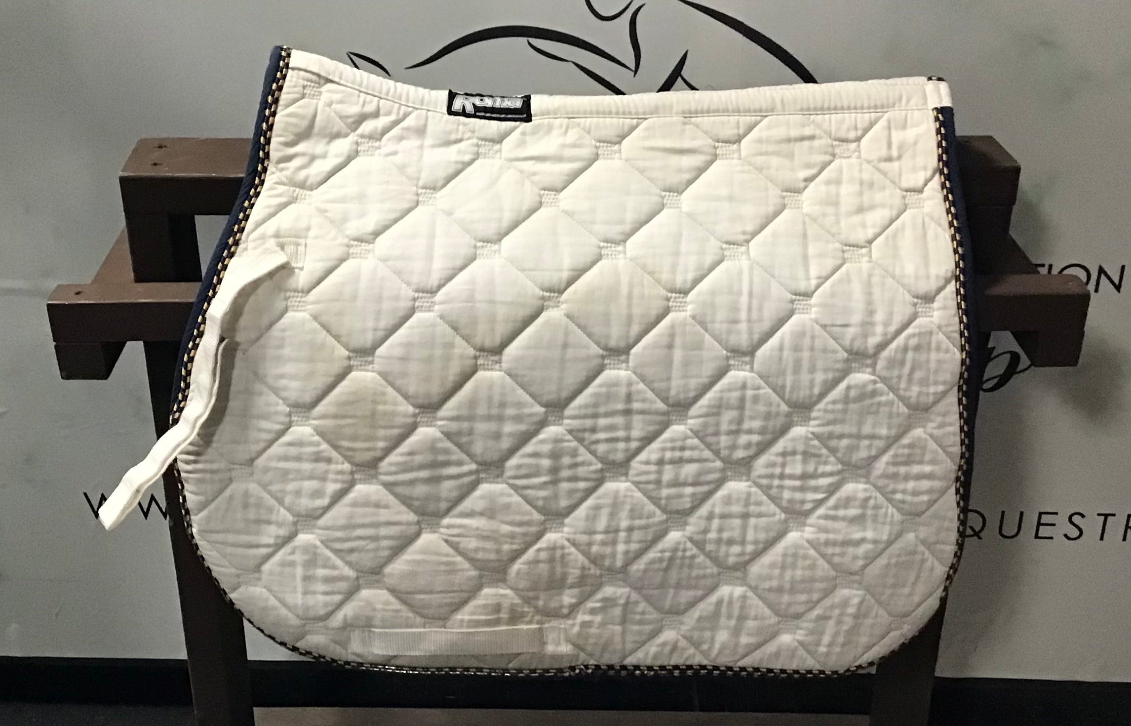 White Roma AP Pad with blue/gold piping
